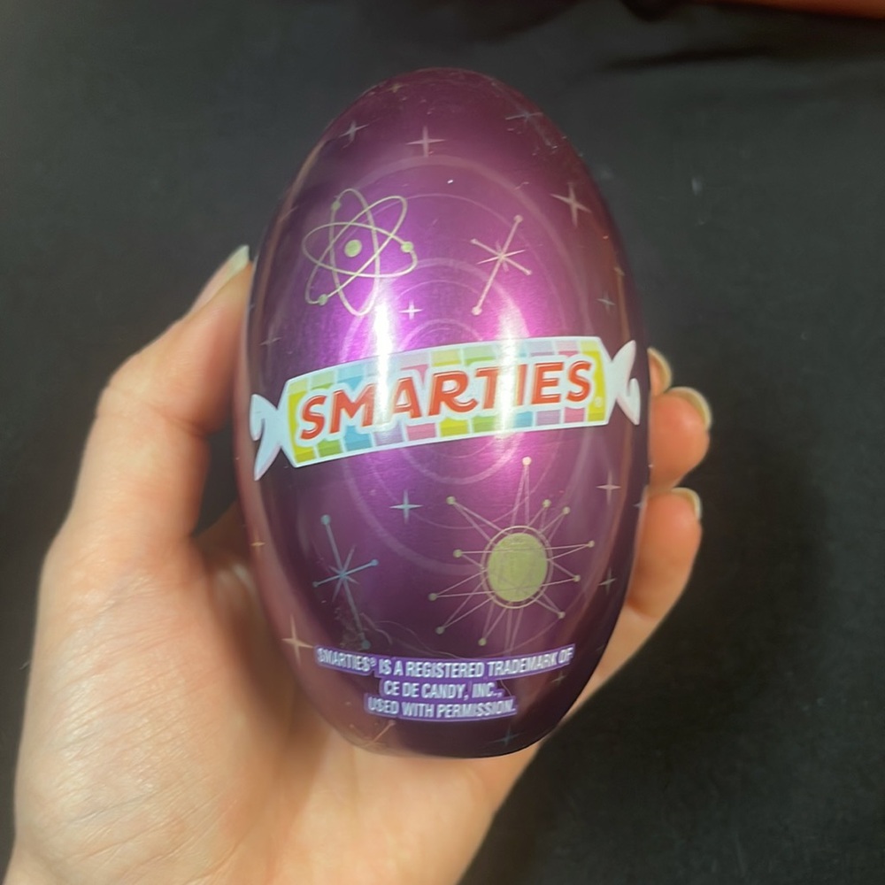 Smarties Tin Container - Picture 4 of 10